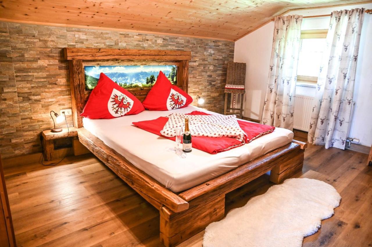 Ferienhaus Schneiderhaeusl Zillertal Stummerberg 外观 照片