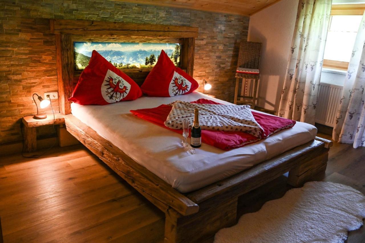 Ferienhaus Schneiderhaeusl Zillertal Stummerberg 外观 照片
