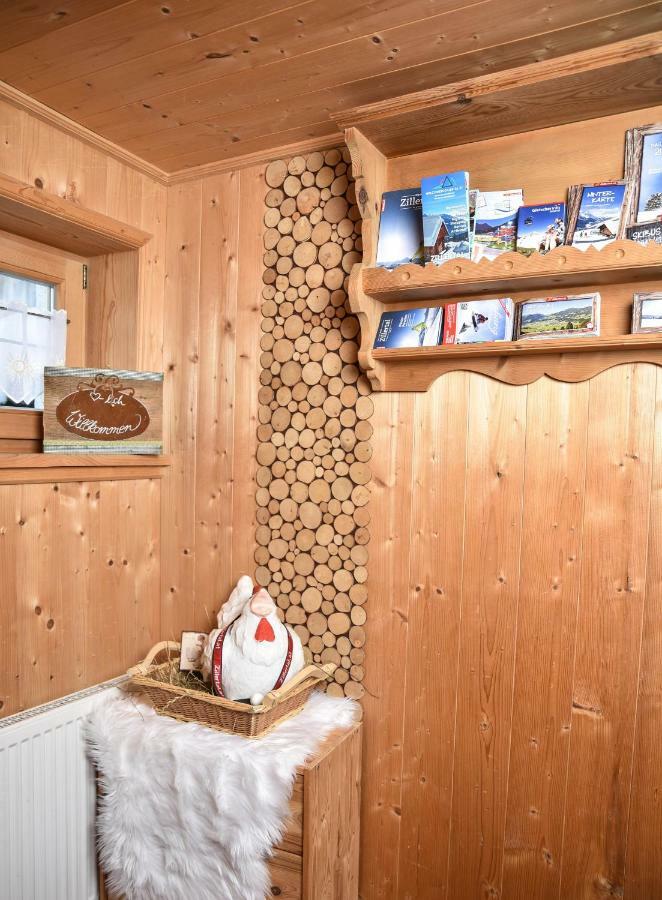 Ferienhaus Schneiderhaeusl Zillertal Stummerberg 外观 照片